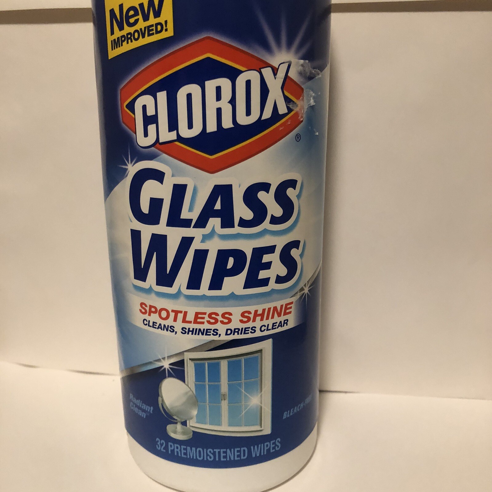 4 Glass Cleaner Spotless Radiant Shine 32 Count For Windows Tables Mirrors