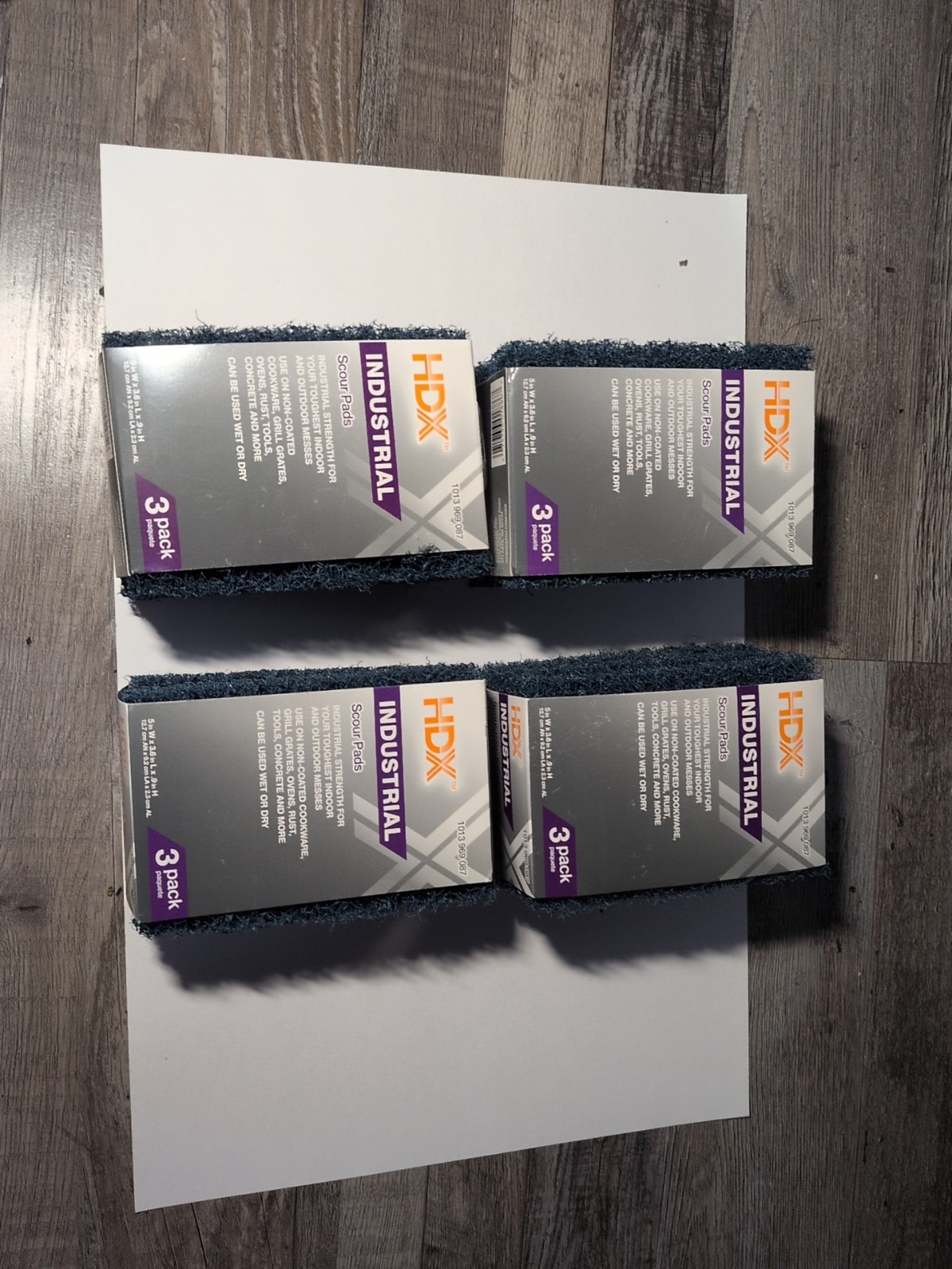 HDX Industrial Strength Scouring Pads 1″ Thick Multi Surface Lot Of 4. Scrubber