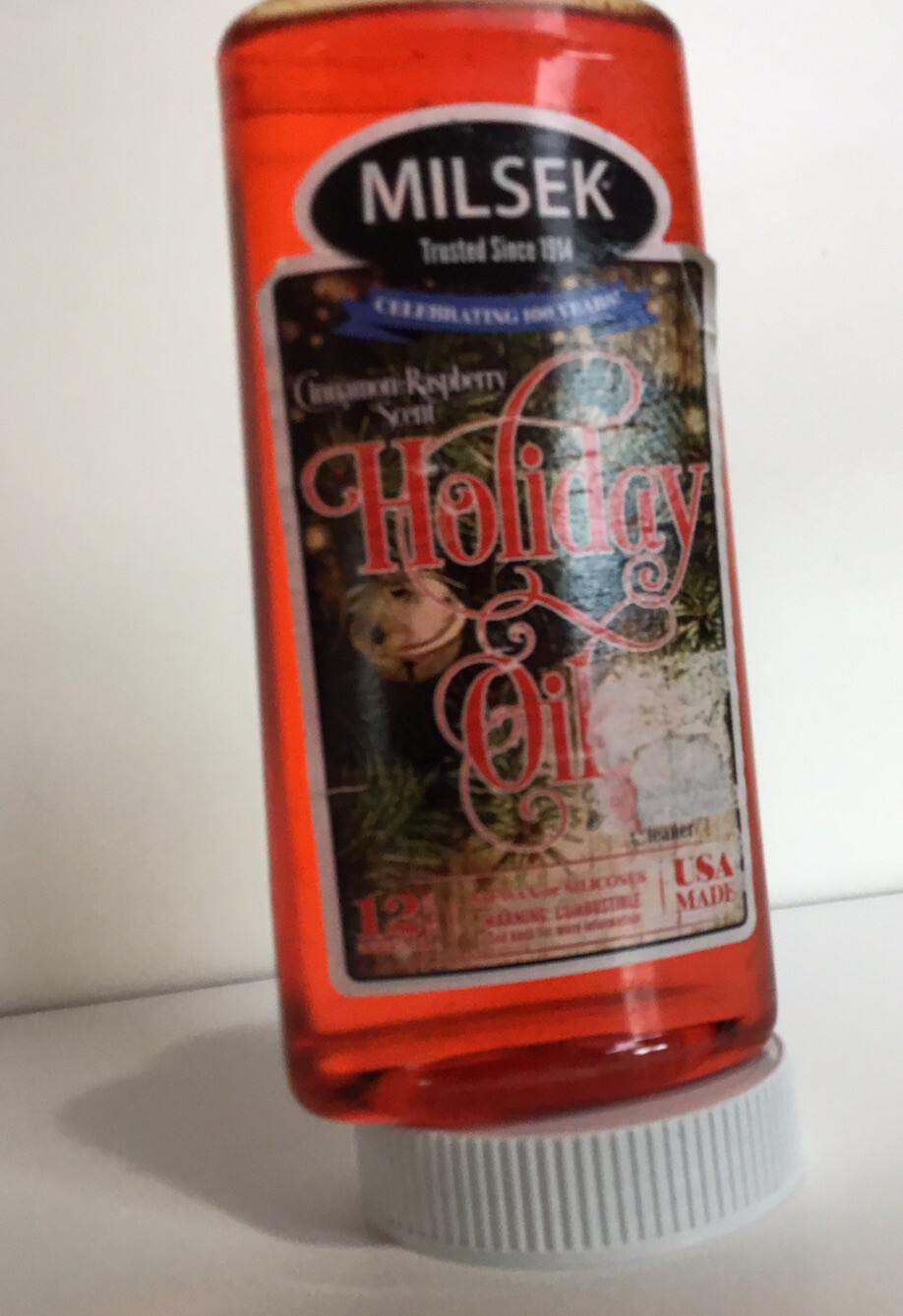 MILSEK CINNAMON – RASPBERRY SCENT HOLIDAY OIL FURNITURE POLISH &CLEANER USA MADE