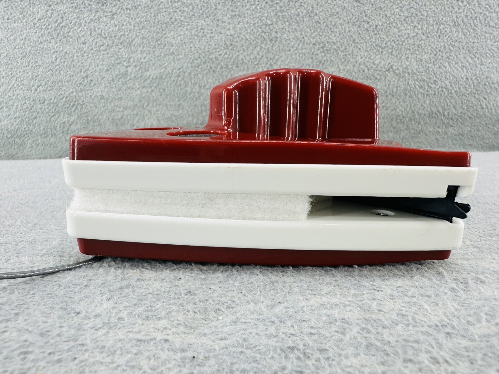 MAGNETIC WINDOW CLEANER – Brush Double Sided Glass Cleaning Tool PH