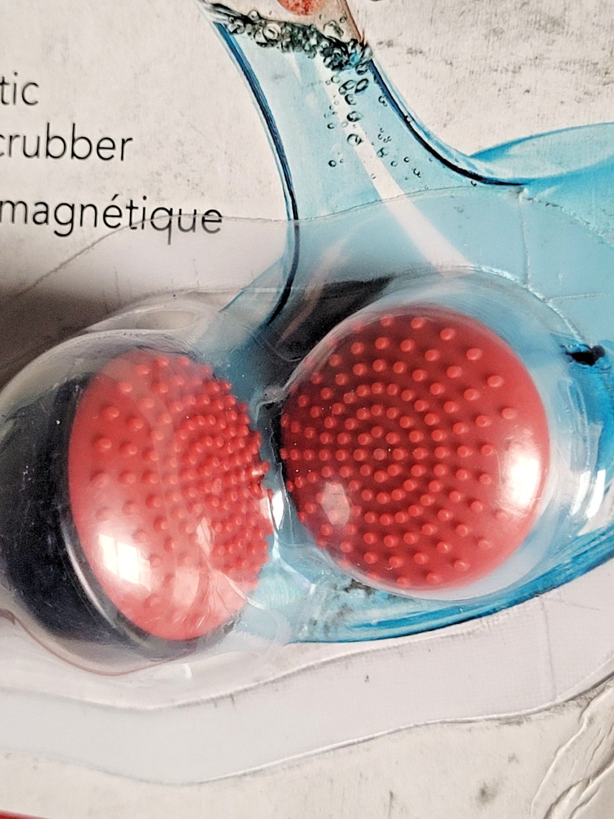 Cuisipro Magnetic Spot Scrubber for Inside of Bottles Cleaning Brush Black New