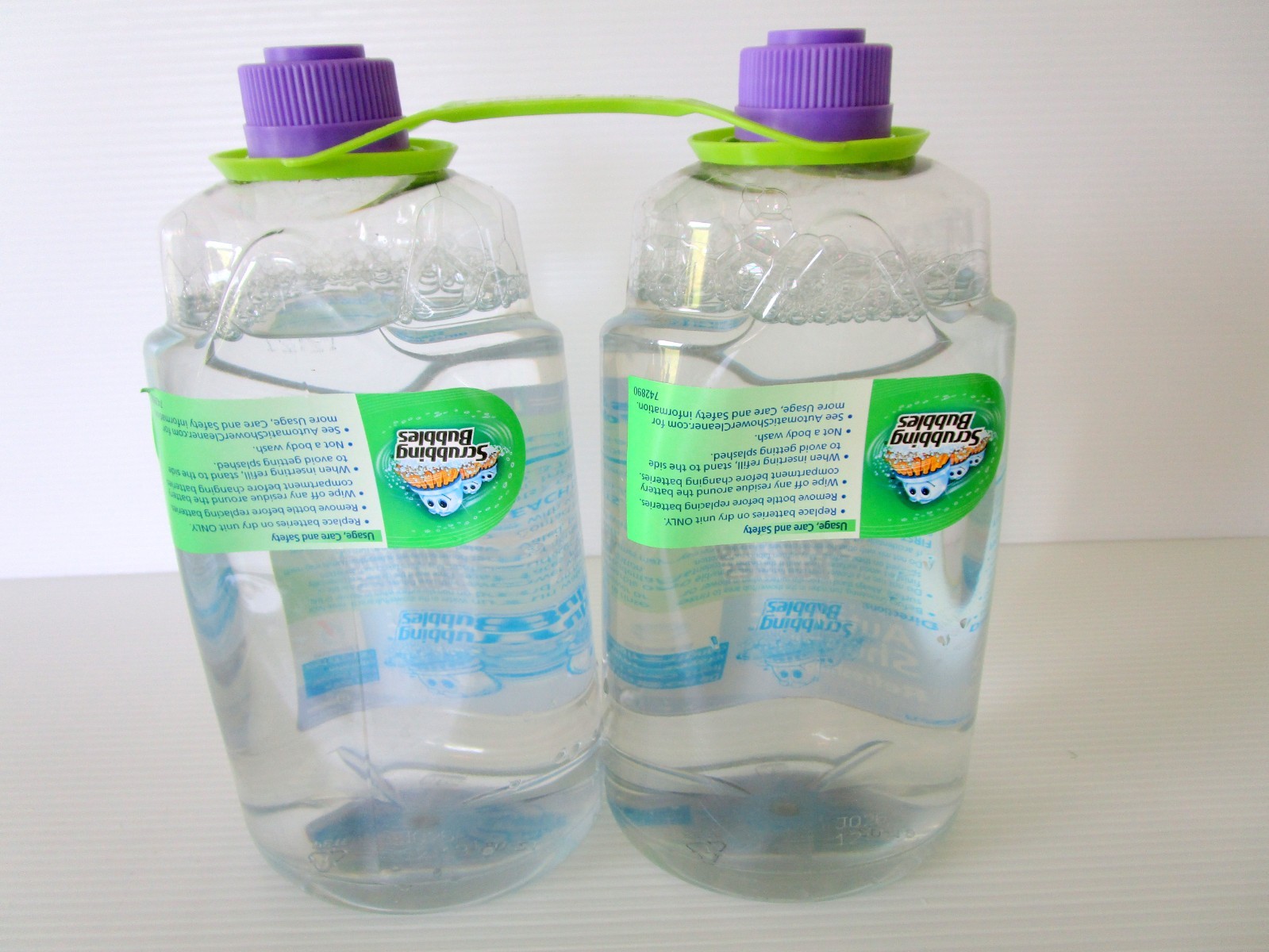 2 Scrubbing Bubbles Automatic Shower Cleaner Refills 34 Oz Refreshing Spa NOS