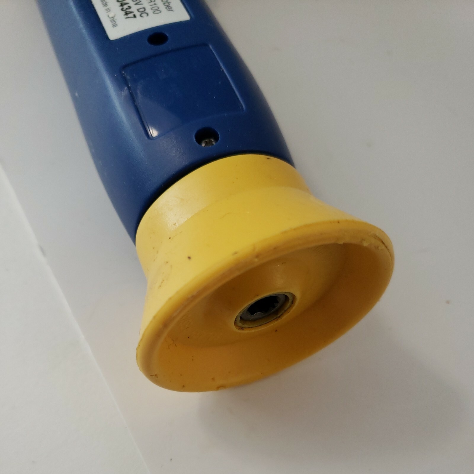 ORECK XL MULTI-PURPOSE SCRUBBER CLEANER -SCR100
