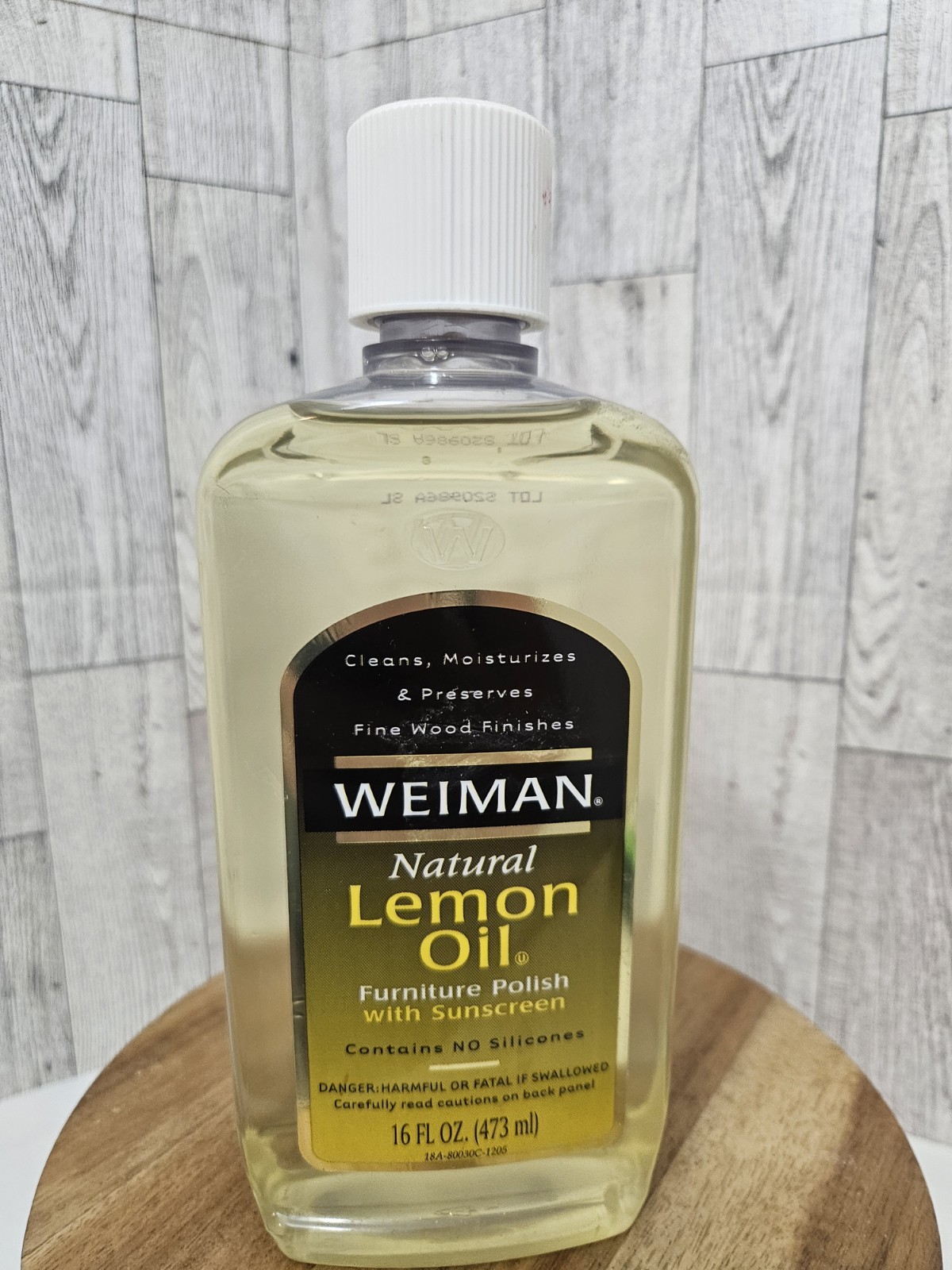 Weiman Natural Lemon Oil Furniture Polish With Sunscreen 16 oz Discontinued 90%