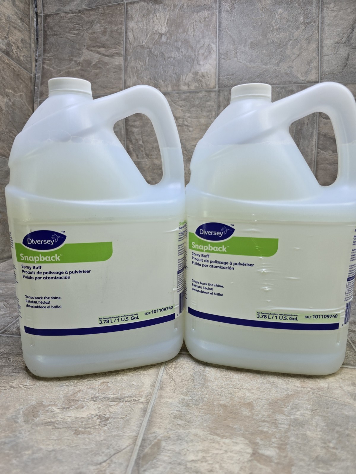 2pc Diversey Snapback Concentrated Spray Buff Floor Finish 1 gallon Ea