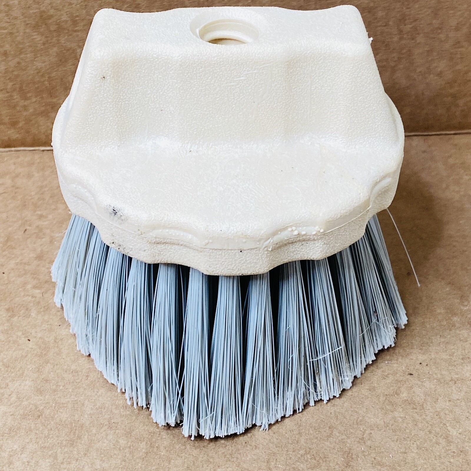 Window BRUSH ROUND Silver Tip FLOW THRU COMMERCIAL INDUSTRIAL KH11106 51815 New