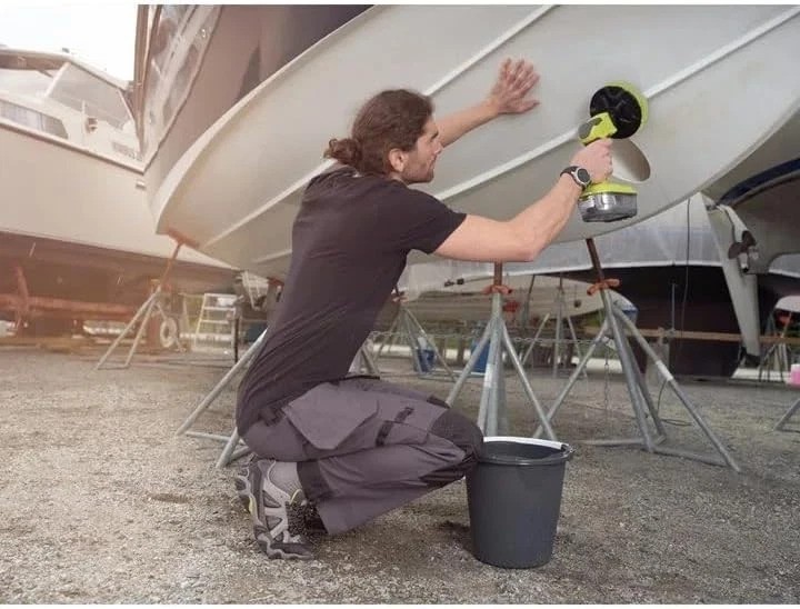Compact 18V Green Power Scrubber Tool – Perfect for Quick and Efficient Cleaning
