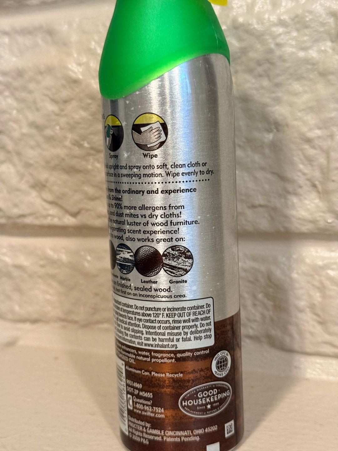 Swiffer Dust Shine Multi-Surface Furniture Spray Febreze, Citrus & Light, 9.7 oz