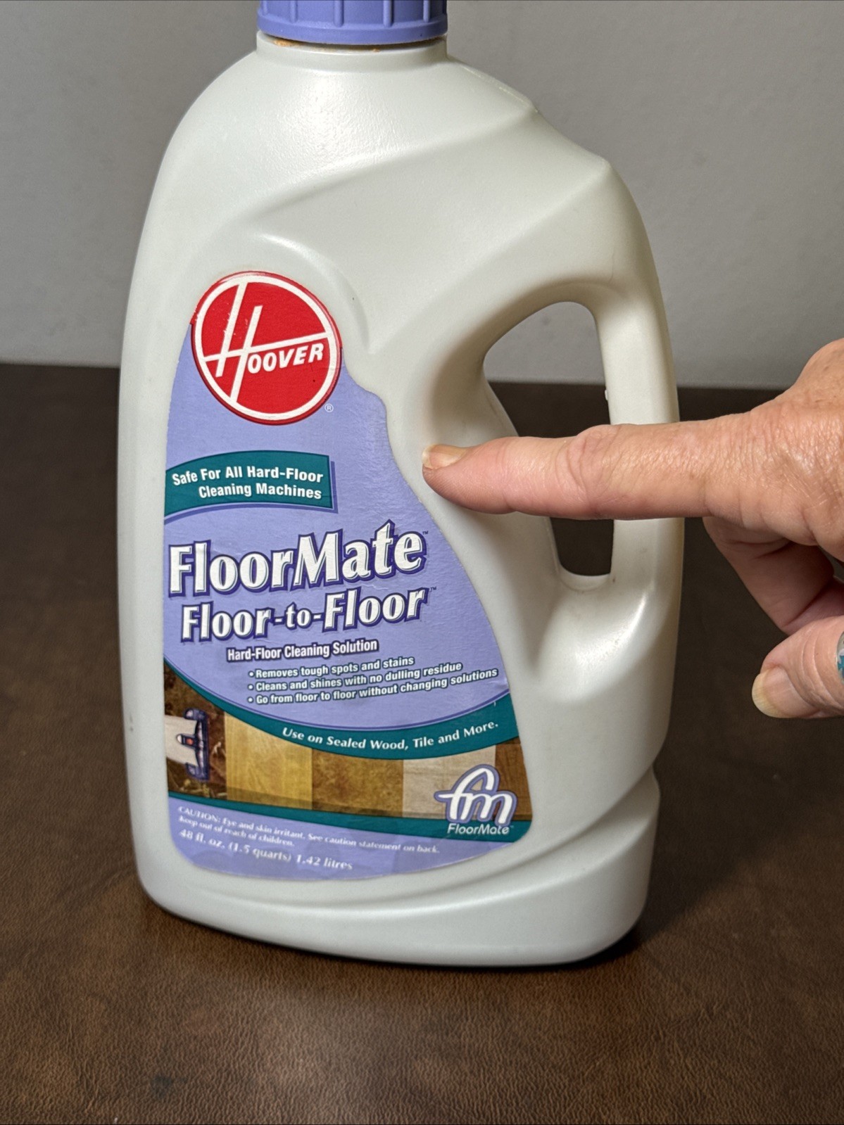 Vintage Hoover Floormate Floor to Floor Hard Floor Cleaning Solution 48 oz. 75%