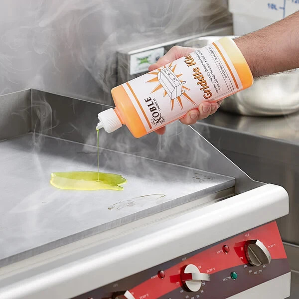 Griddle Kleen from Noble 32 oz. (4 Bottles) Ready-to-Use Liquid Grill Cleaner