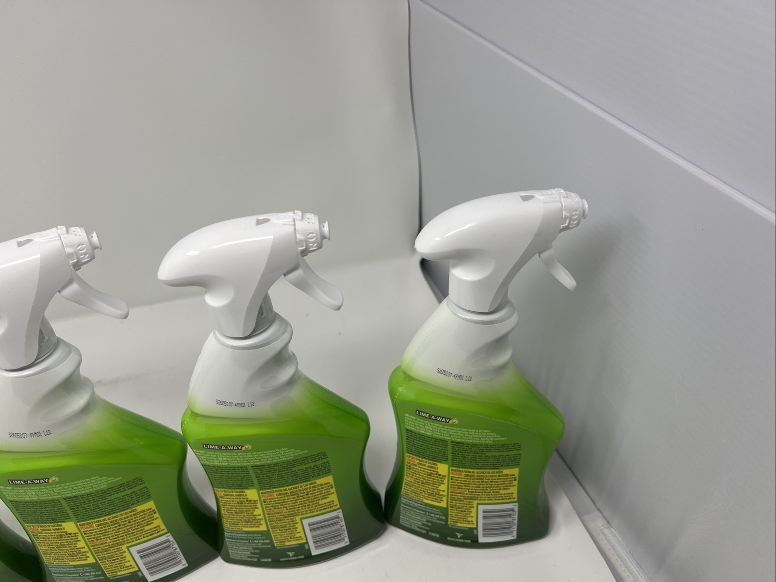 LIME-A-WAY 87103 22 oz. Spray Bottle Lime, Calcium and Rust Remover (6/CT) New