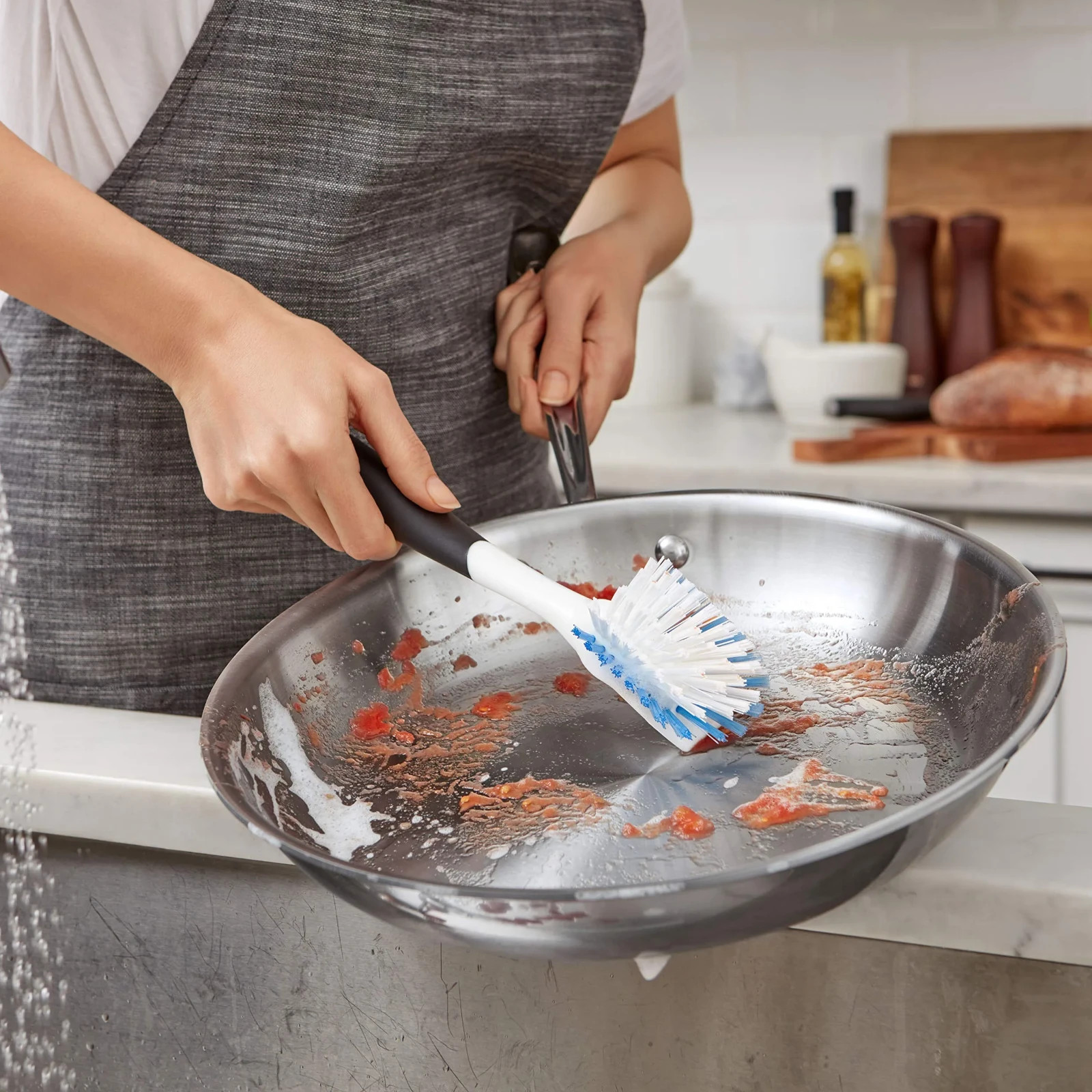 OXO Good Grips Soap Dispensing Dish Scrub Brush, Cleaning Brush for Kitchen