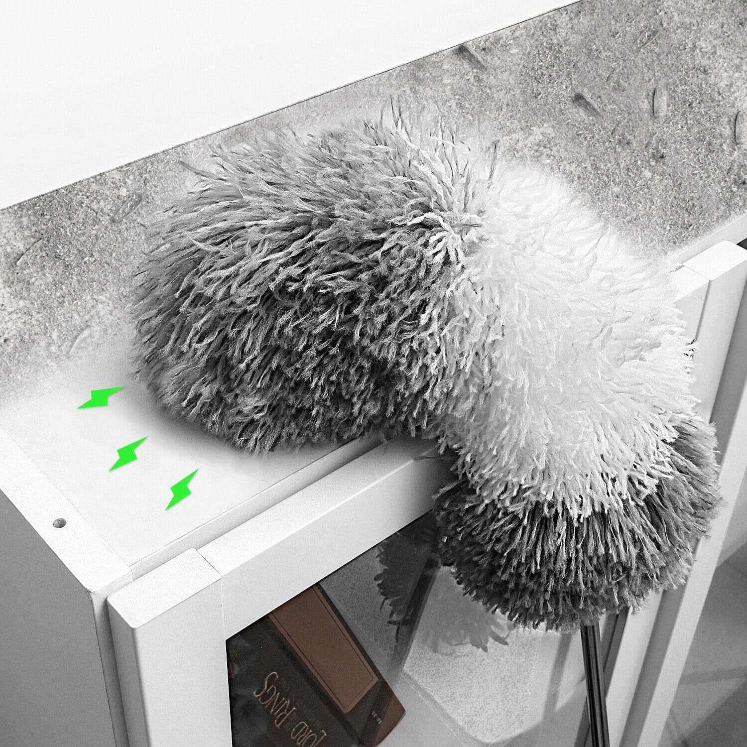 Versatile 100″ Telescopic Microfiber Duster with Bendable Head for Home Use
