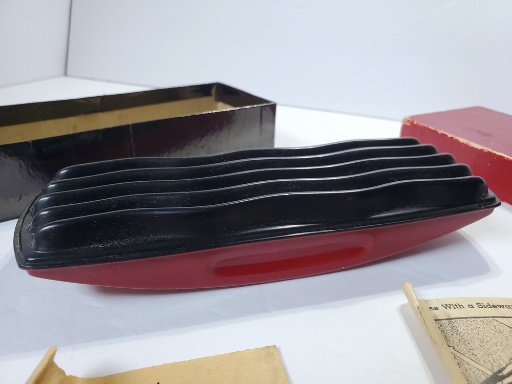 1950s STANLEY MAGNETIC CLEANER Red Black Bakelite Brush Original Box & Papers