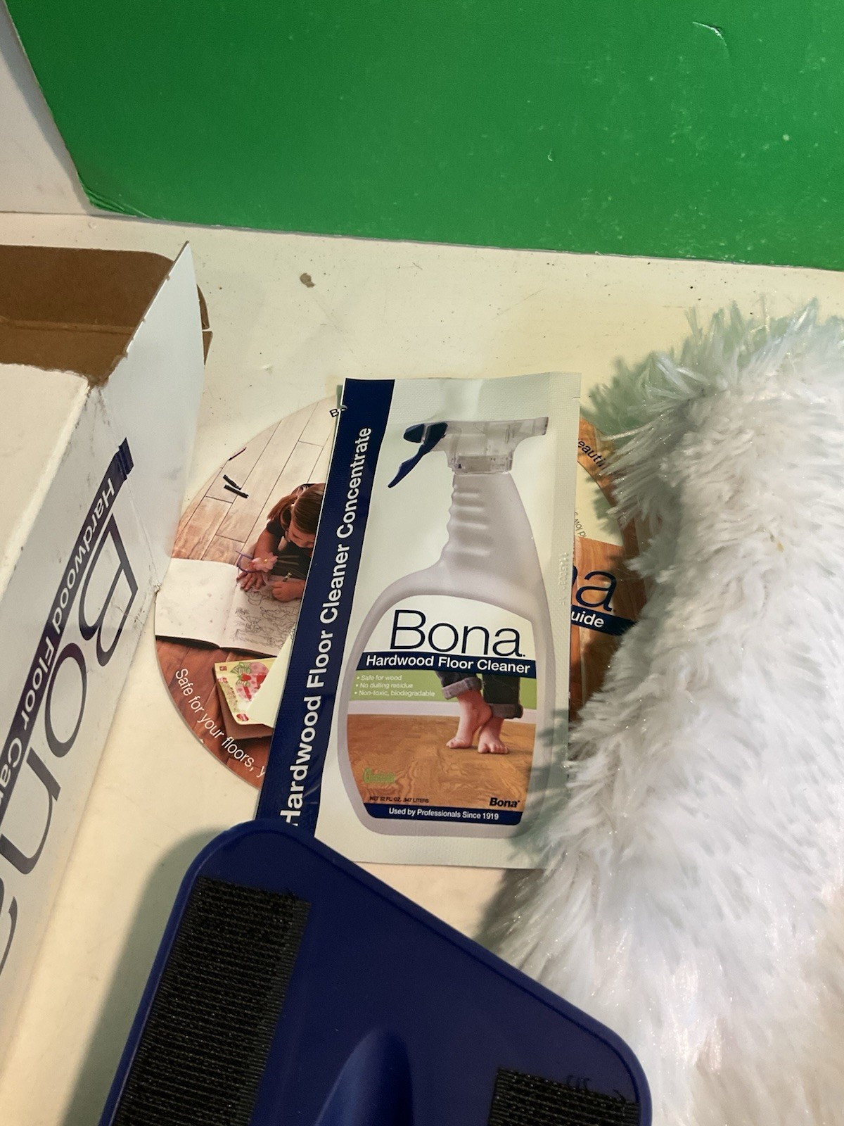 Bona Hardwood Floor Care Kit Hardwood Hard-Surface Floors 36oz Cleaner