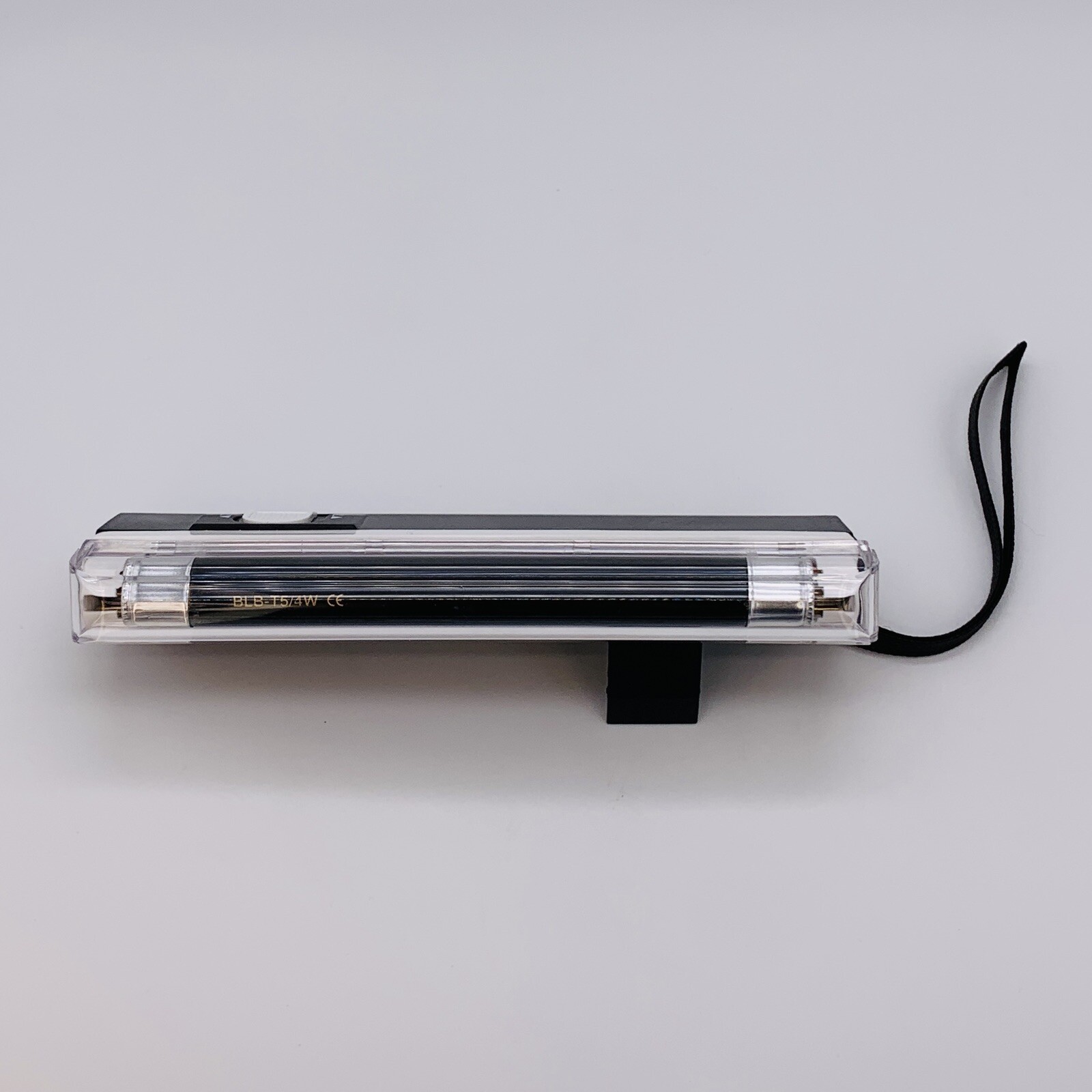 RugDoctor Spot Detector 2 in 1 Ultra-Violet Light Flash Light Find Stains Odors