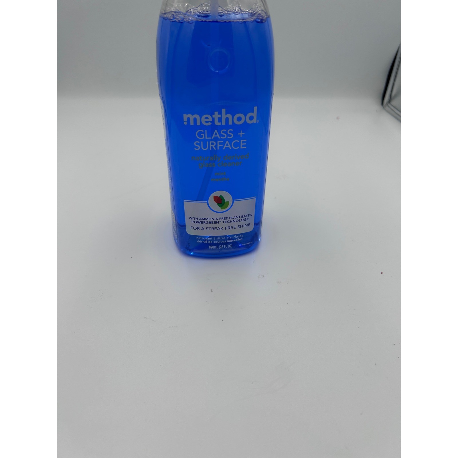 Method Glass + Surface Cleaner Naturally Derived Mint Scent 28oz 828ml Bottle