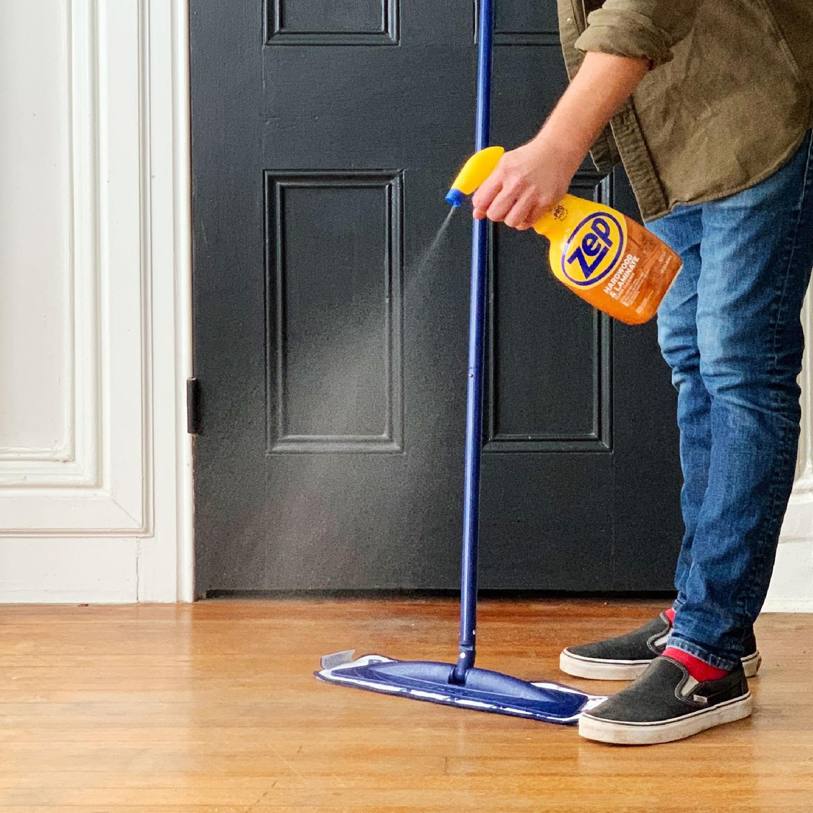 Hardwood Laminate Floor Cleaner 32 oz Wood Polish Stain Scuff Remover Shine