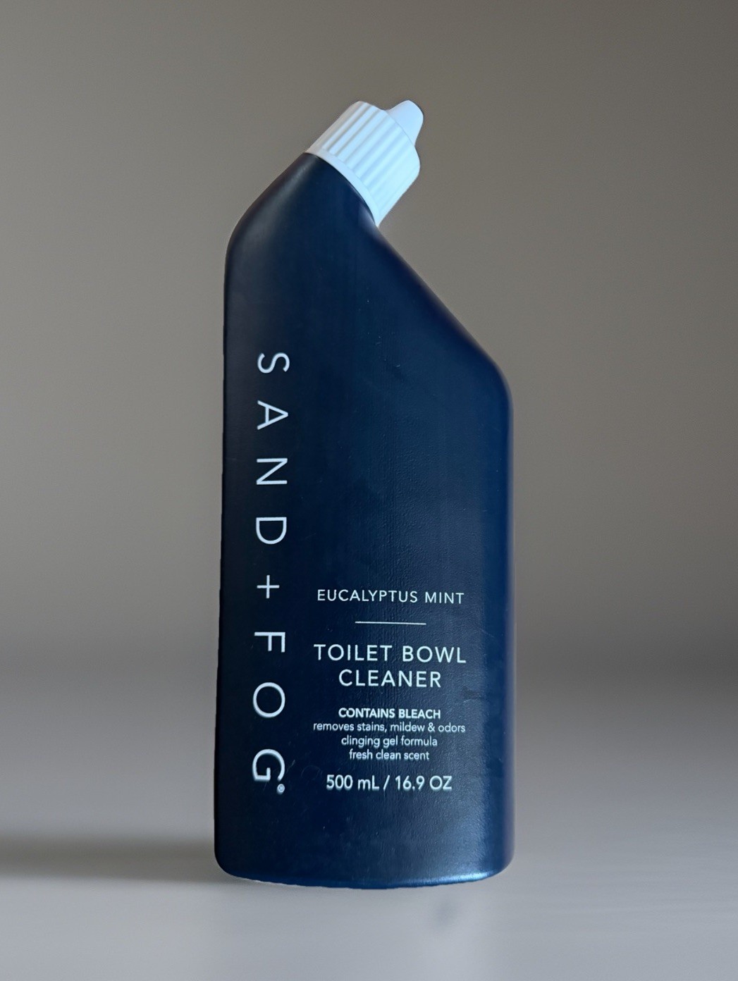 Sand + Fog Eucalyptus Mint Toilet Bowl Cleaner With Bleach 16.9 oz New