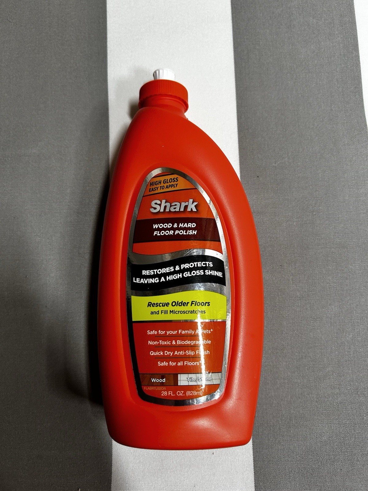 SHARK Wood & Hard Floor Cleaner Wood Floor Polish 28 oz. Discontinued NEW SEALED