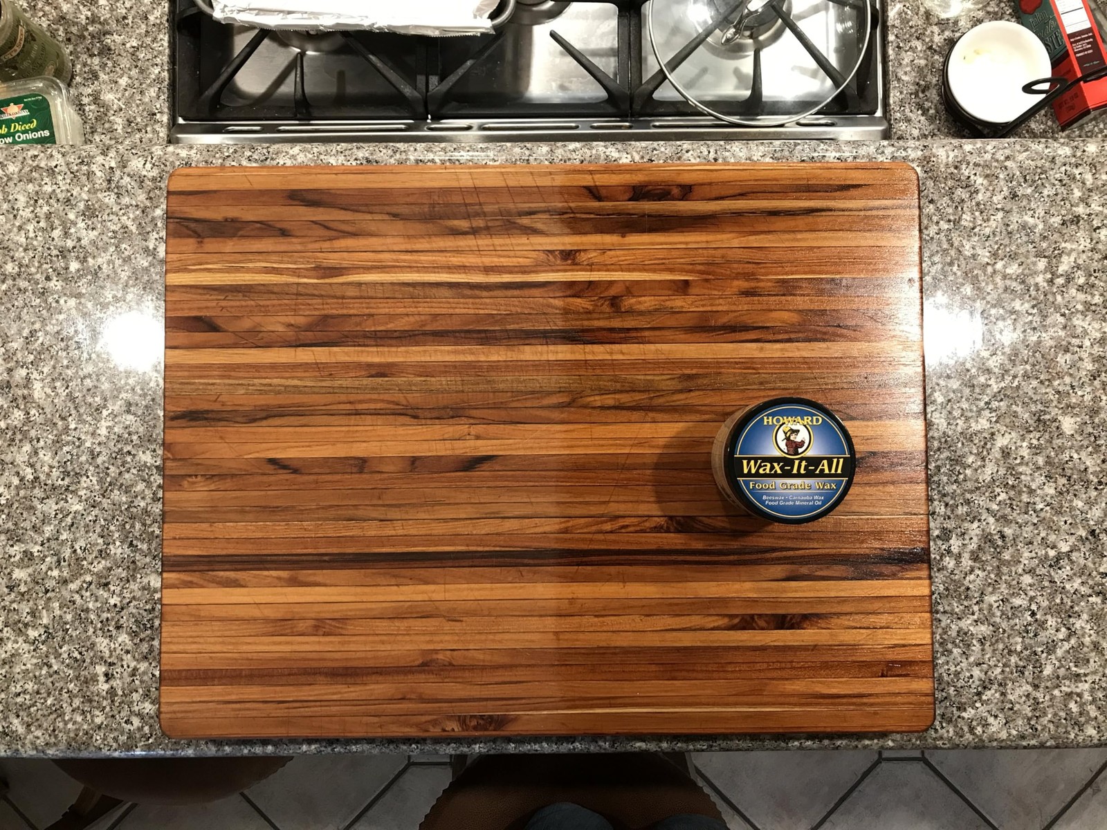 HOWARD – Protective Food-Grade Wax: Beautifies and Extends the Finish of Surf…
