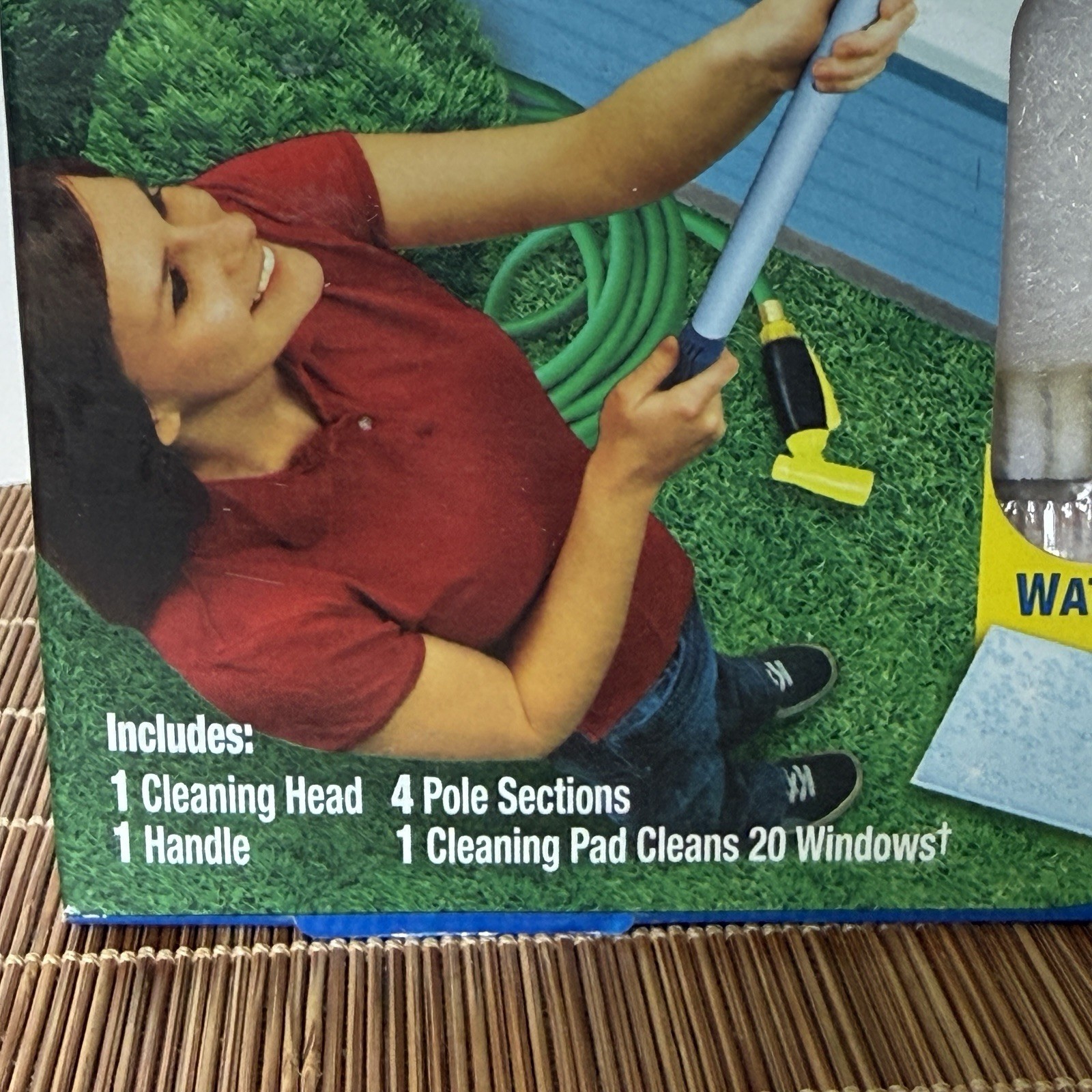 Windex Outdoor All-In-One Glass & Window Cleaner Tool Starter Kit For 20 Windows