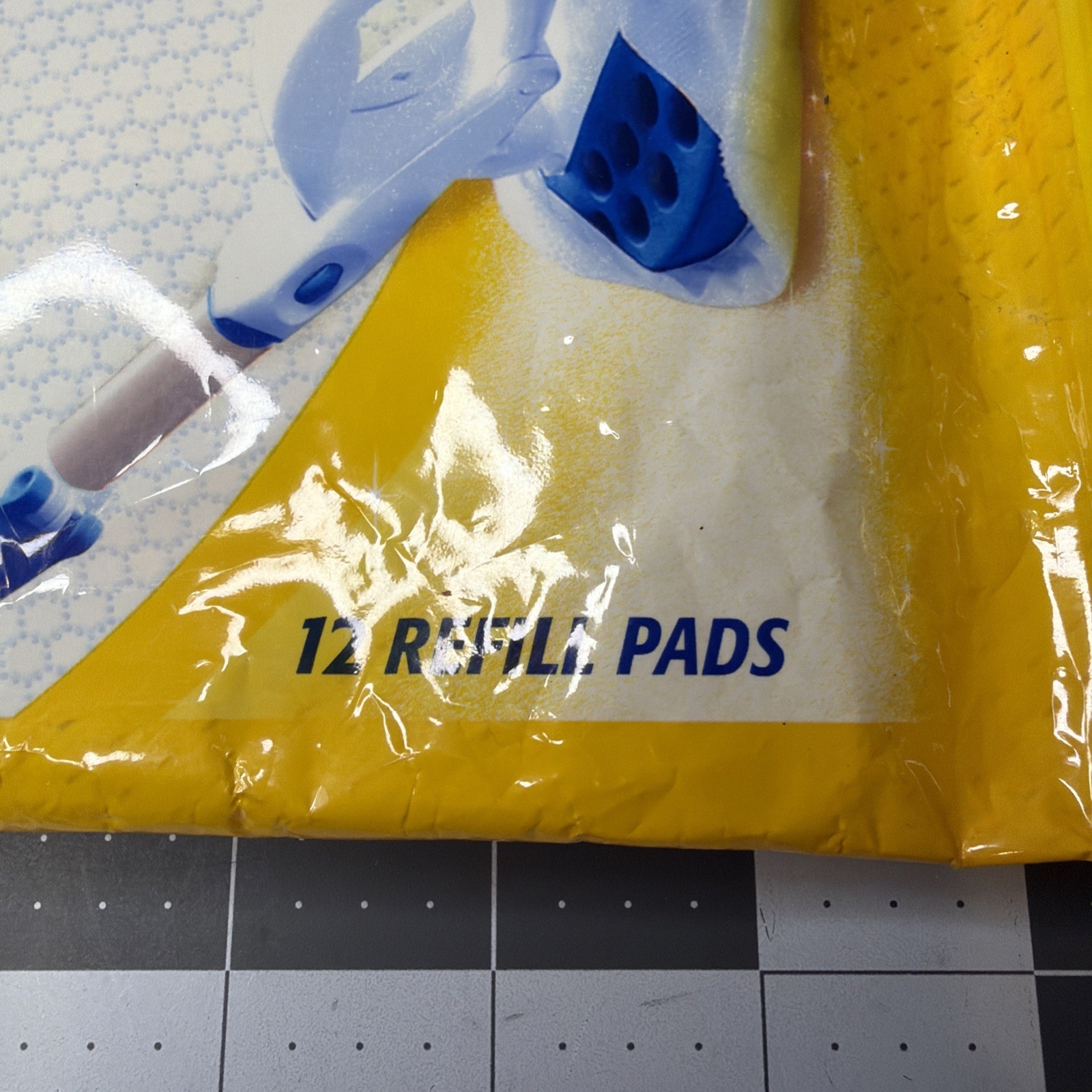 Mr. Clean MagicReach Mopping Floor Multipurpose 12 Refill Pads, Discontinued New