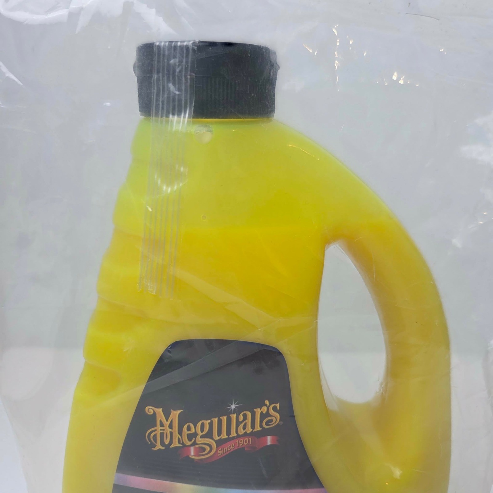 Meguiars Ultimate Wash and Wax Hydrophobic Polymer Technology 48OZ
