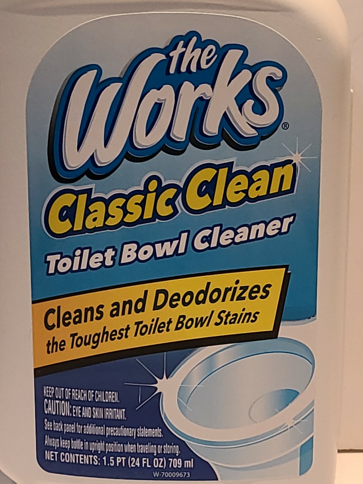 Lot Of 2 Toilet Bowl Cleaner, The Works 24 fl oz Fast Shipping
