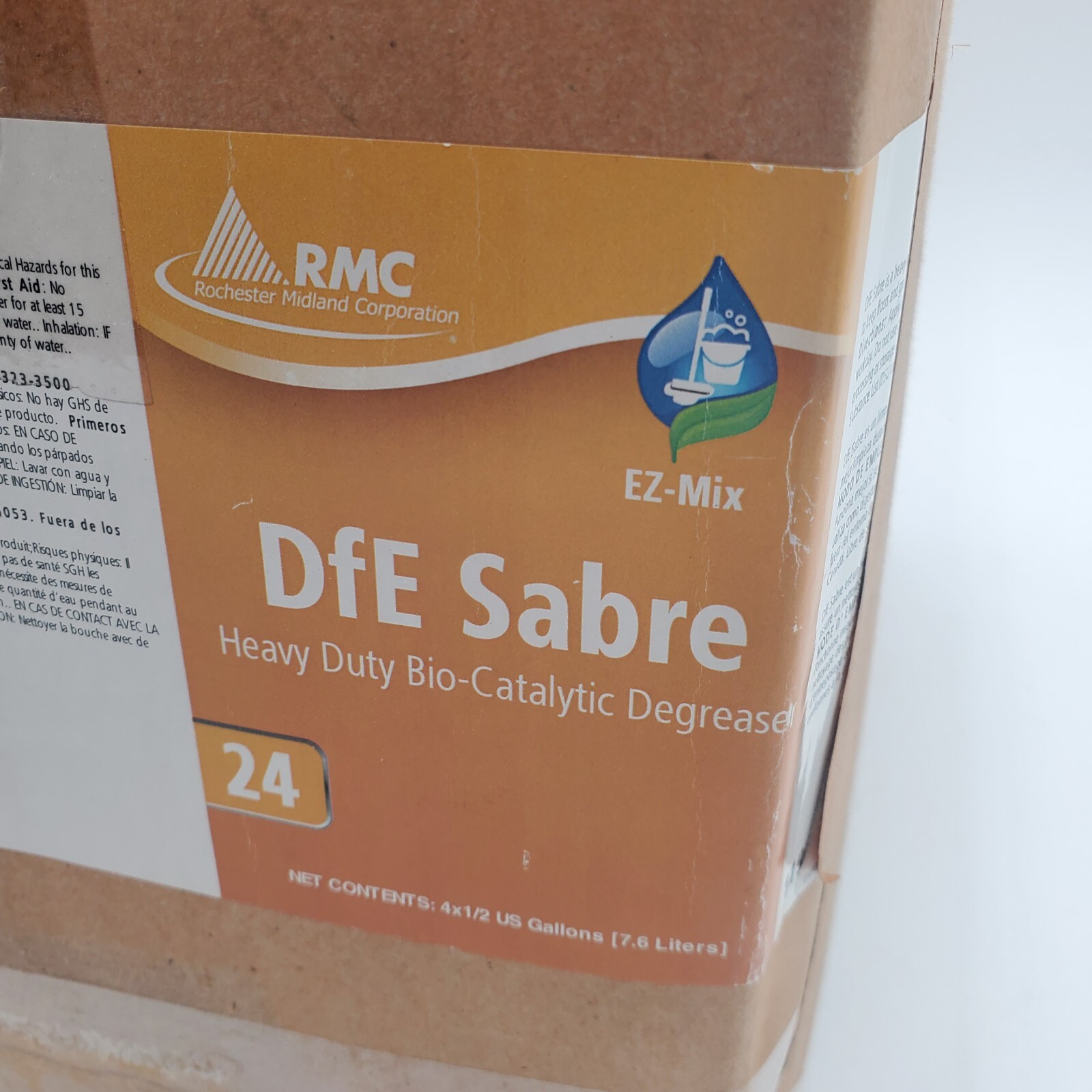 Case of 4 1/2 Gal DFE Sabre Heavy Duty Bio-Catalytic Degreaser Cleaner + Sprayer