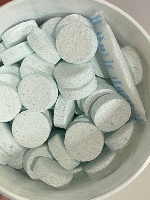 Monogram Clean Force Solid Dose Specialty Beverage Cleaner – 100 Tablets 6102778