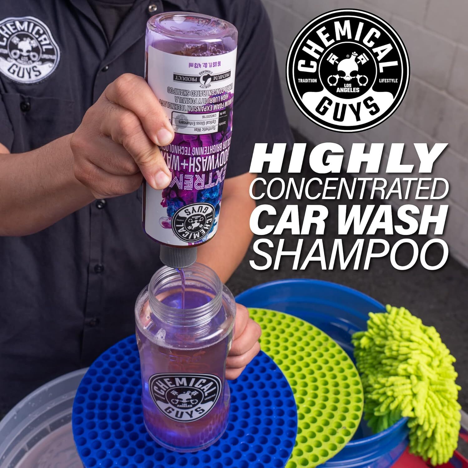 Chemical Guys Extreme Bodywash+Wax Foaming Car Wash Soap For Trucks,RVs,1 Gallon