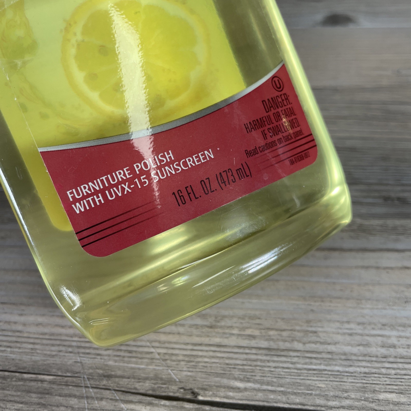 Weiman Lemon Oil Furniture Polish with UVX-15 Sunscreen 16 oz Bottle 80% Full