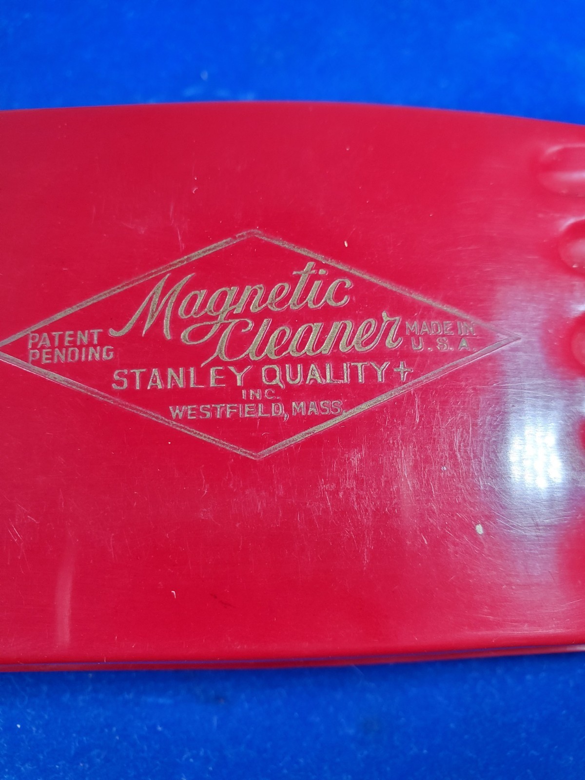 Stanley Magnetic Cleaner Red Black/Bakelite Upholstery Brush Original Box 1950s
