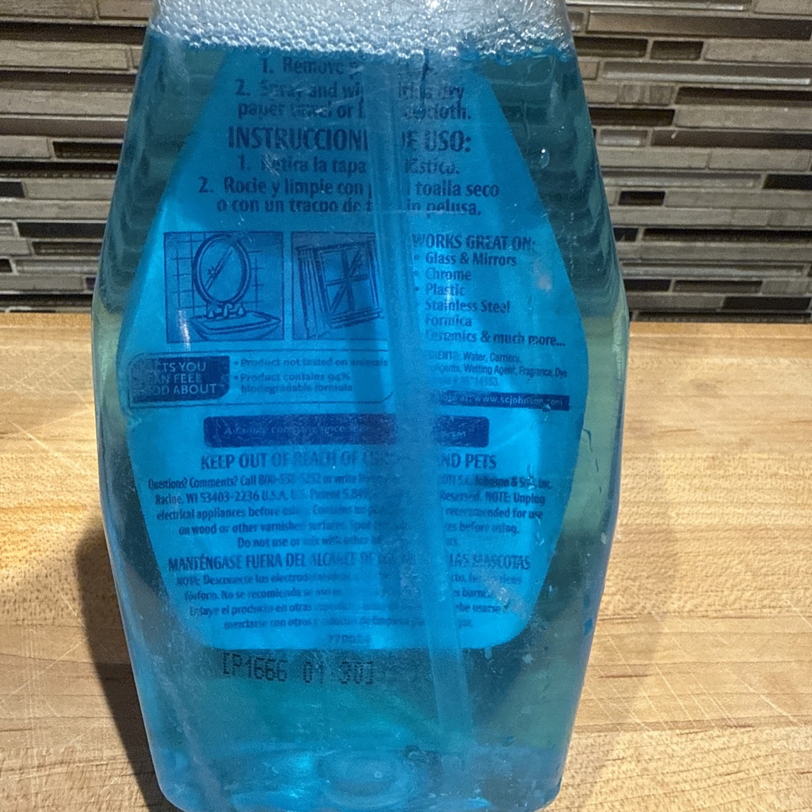 Effortless Windex Glass Cleaner, 12 fl oz – Ideal for Streak-Free Surfaces