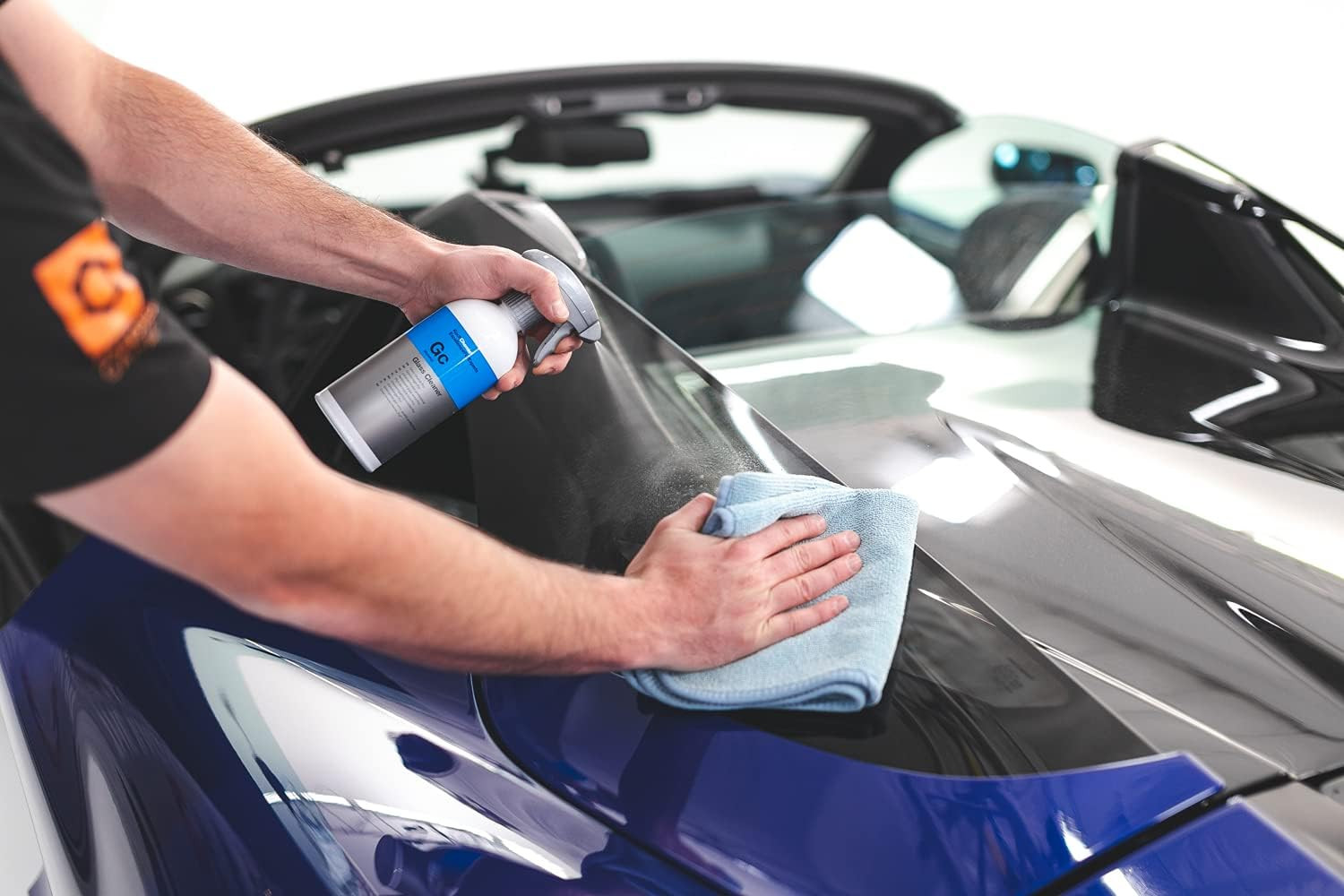 Glass Cleaner – Effortlessly Removes Stubborn Dirt, Oil, Grease, Insects, and Re