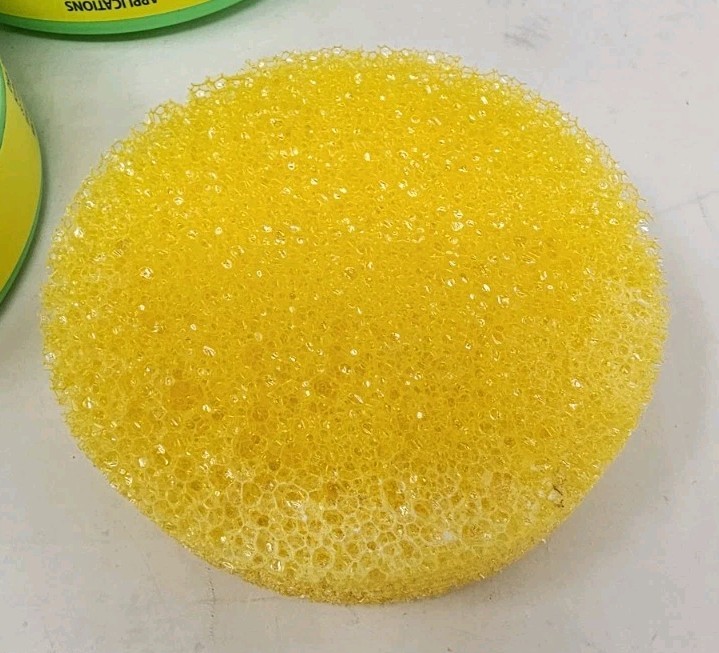 2 x’s Earth Brite Natural All Purpose Cleaner Eucalyptus 10.5 oz w/ Sponge NEW