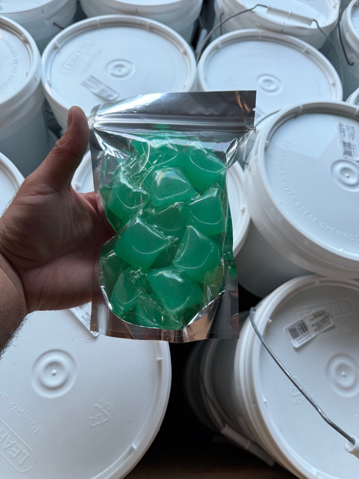 700 gain pods and 30 pounds of scent beads