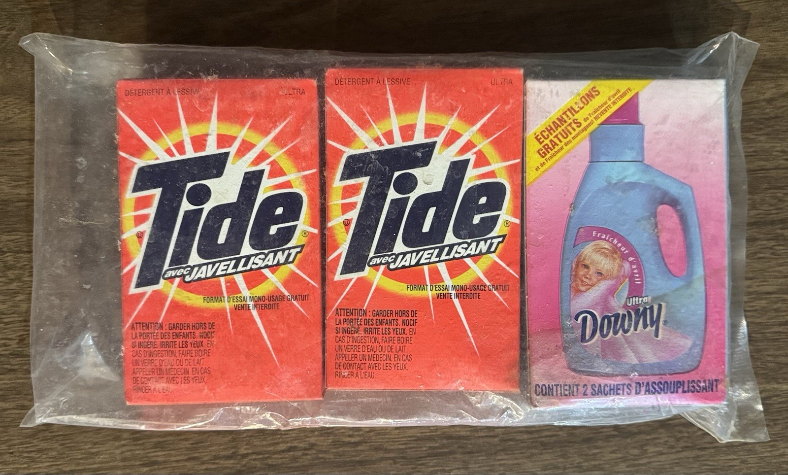 Tide w/ Bleach Laundry Detergent + Downy Ultra Fabric Softener Sample Pack 1995