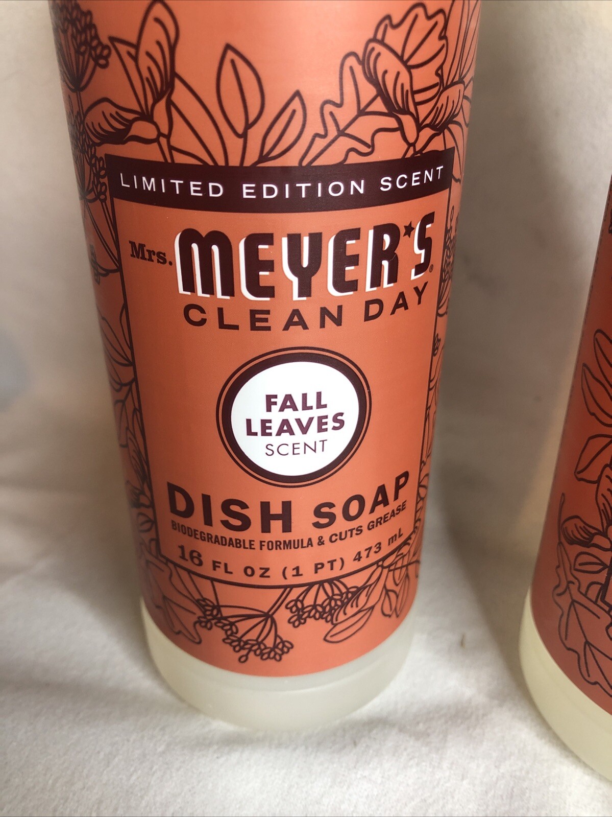 Mrs Meyers Clean Day Dish Soap Limited Edition Scent Fall 🍁Leaves 🍁 16oz 2-Pk