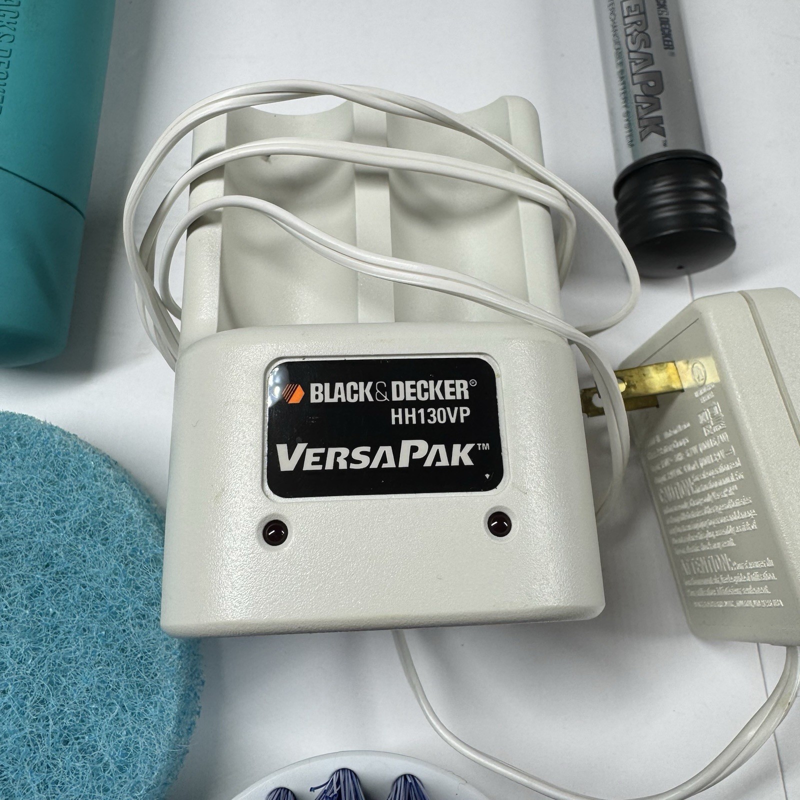 Black & Decker Scum Buster Cordless Power Scrubber Model SB400