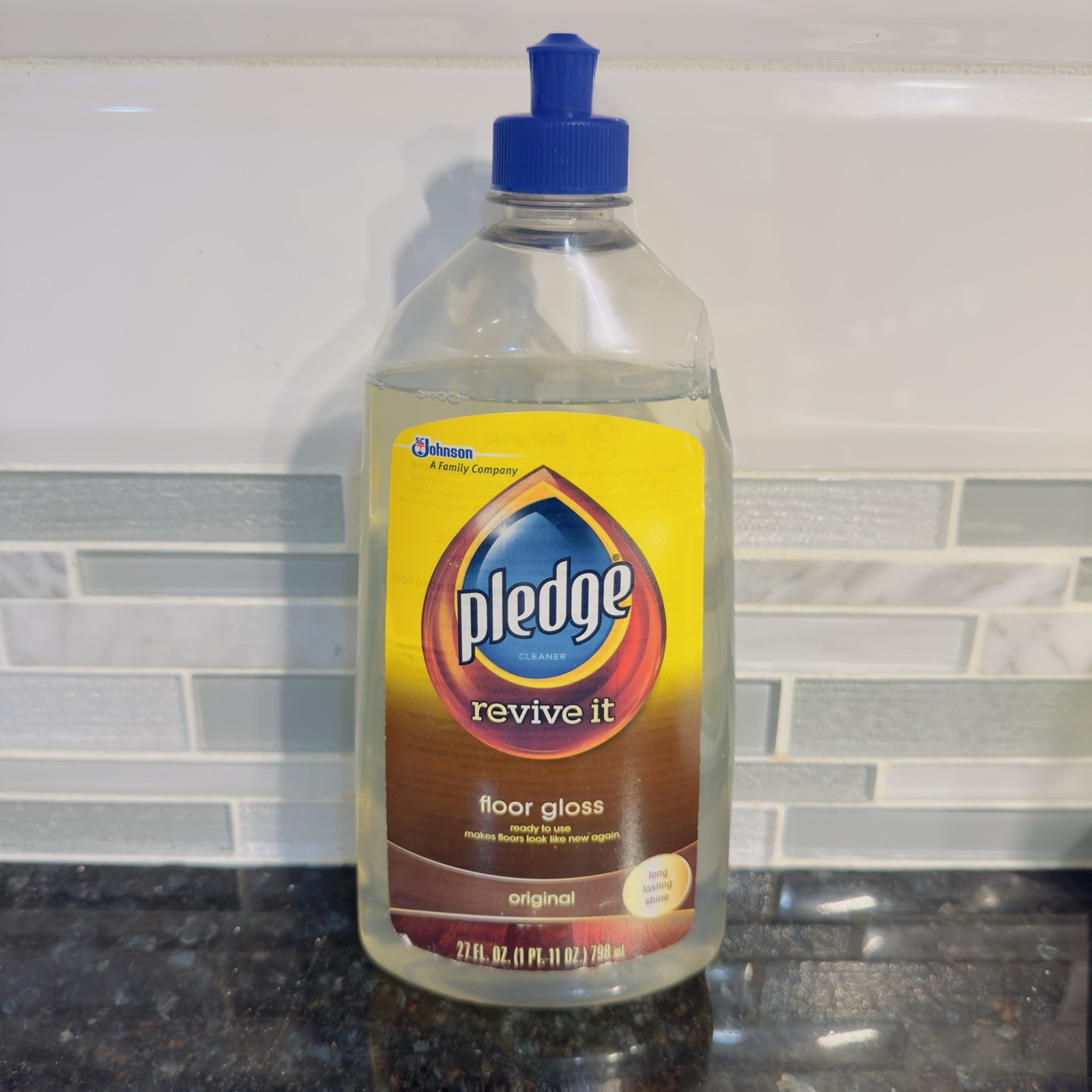 Pledge REVIVE IT Floor Gloss Shine Polish Original Scent Wood And Laminate 2017