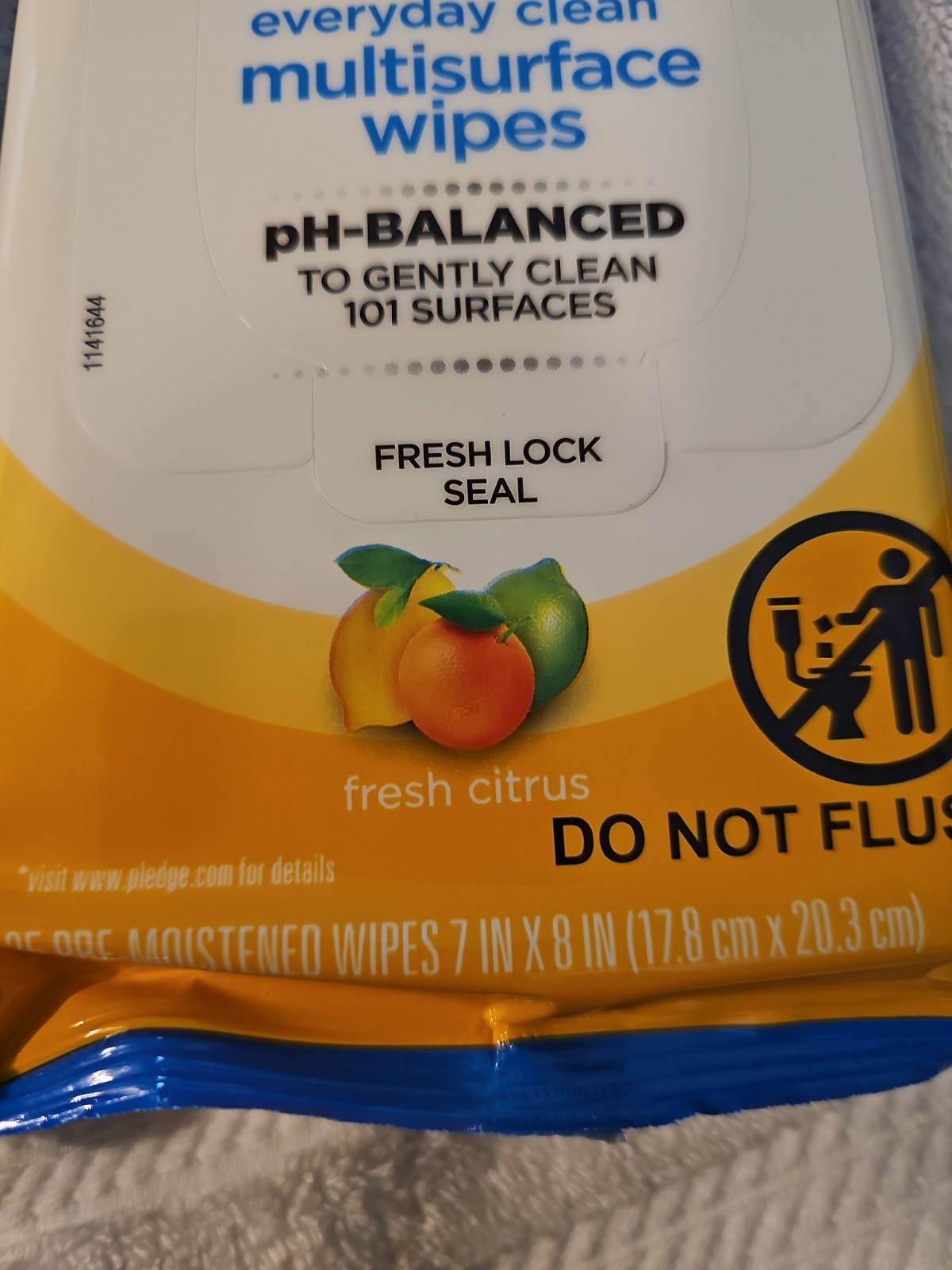 6)- Pledge Multi-Surface Wipes, Fresh Citrus 25ct NEW & Sealed