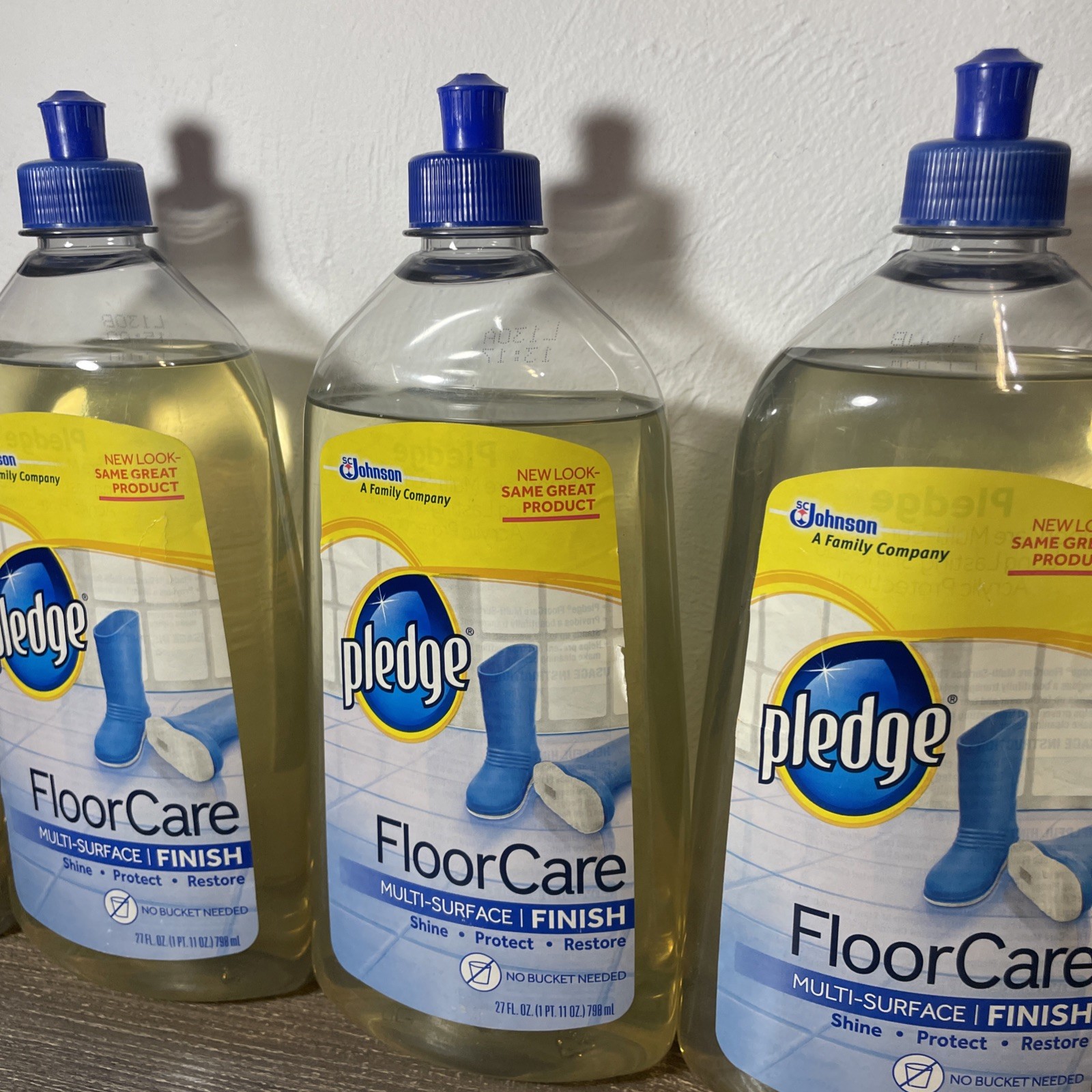Lot Of 4 PLEDGE Floor Care Multi Surface Finish 27 oz Shine Protect Restore Open