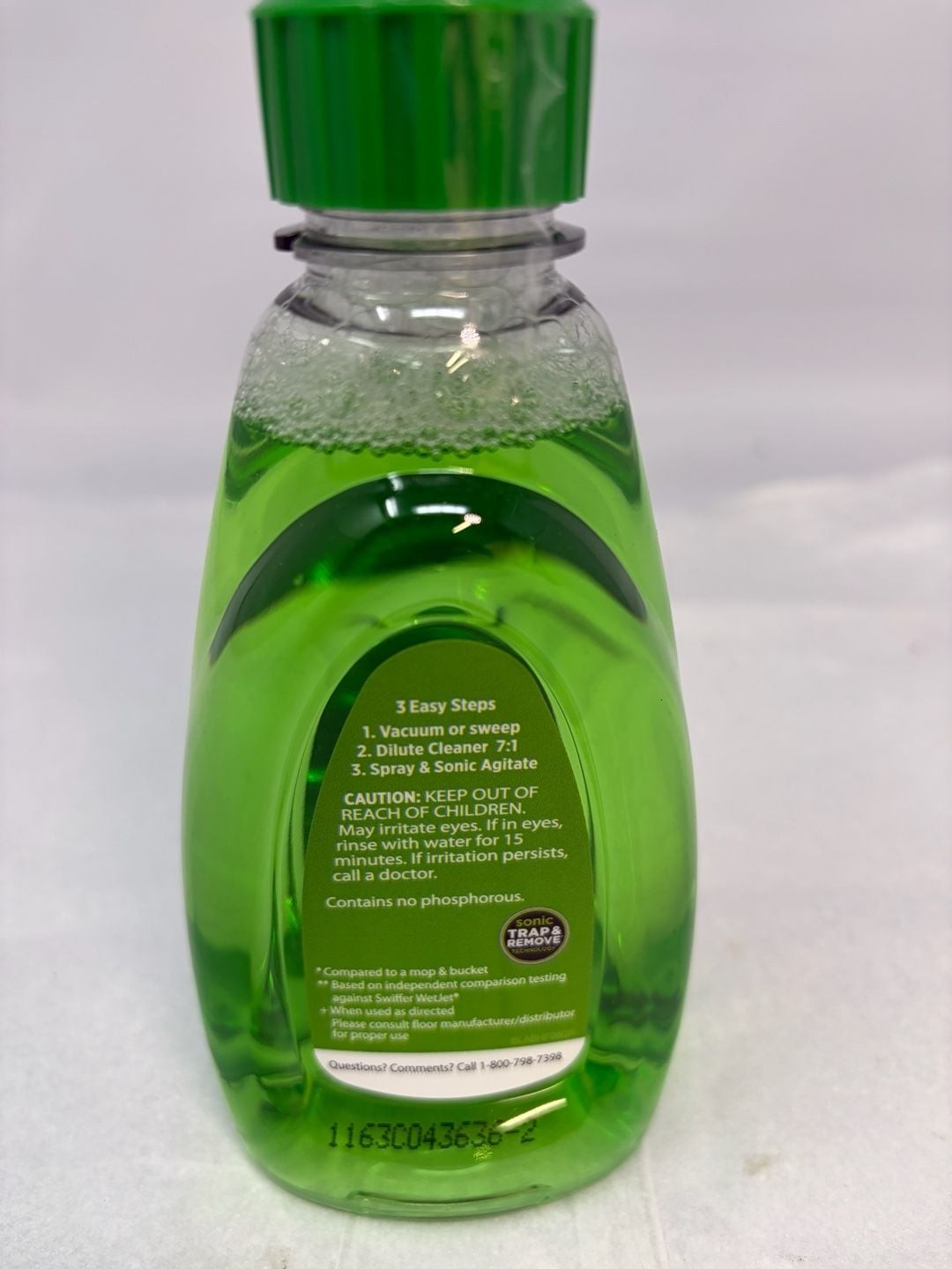 Shark Wood & Hard Floor Cleaner Italian Citrus 8 oz. Refill