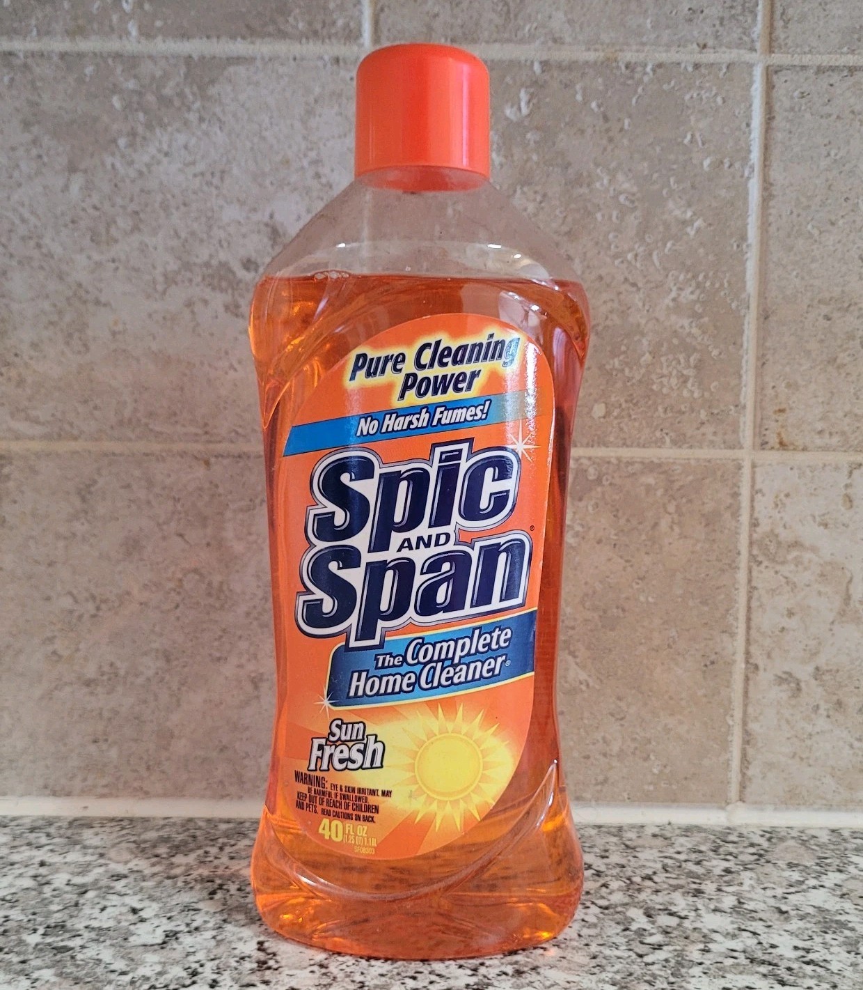VTG Spic and Span Sun Fresh Liquid Cleaner 40 oz. Discontinued Formula 90% Full