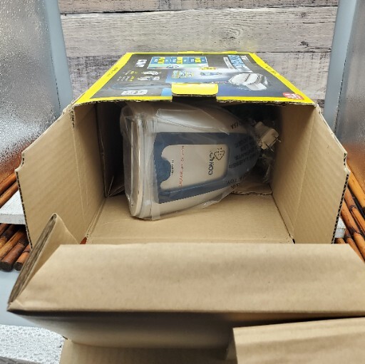 Conair Handheld Garment Fabric Steamer Turbo ExtremeSteam GS38R Open Box -New
