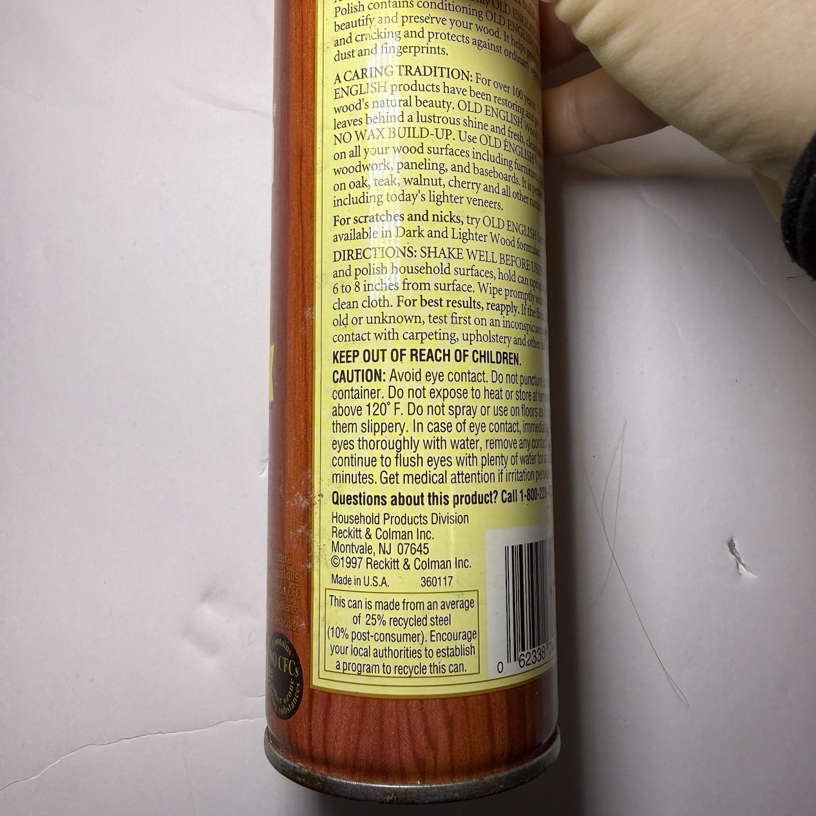 Old English Lemon Furniture Wood Polish Spray 12.5 fl oz Vtg New 1997 NOS