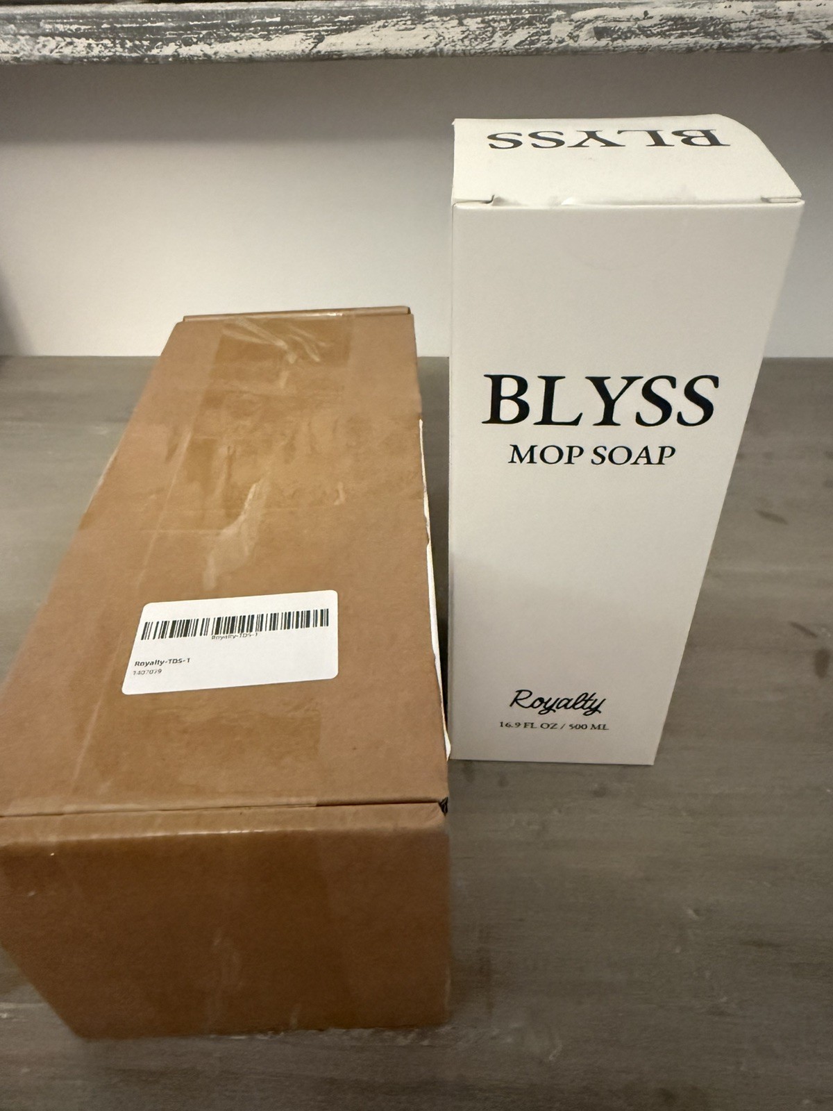 Blyss Mop Soap ROYALTY 16.9 Fluid Oz / 500ml exp date 2028