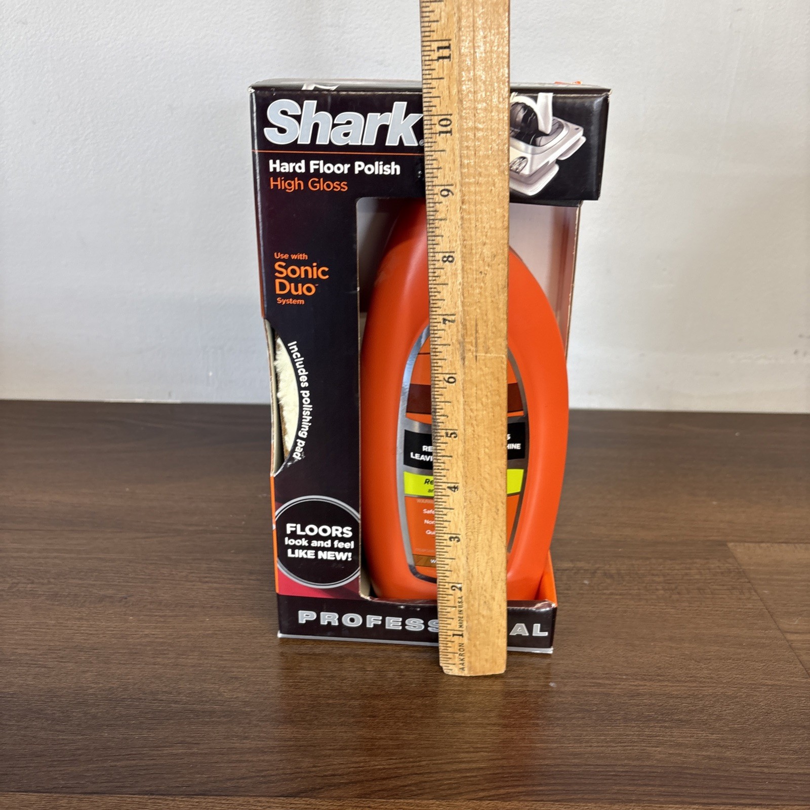 Shark Hard Floor Polish High Gloss New in Box Floor Polish w/ Polishing Pad